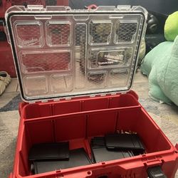 New Milwaukee Boxes Pack Out