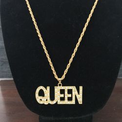 QUEEN Gold Tone Stainless Steel Queen Pendant Necklace with Swarovski Glass Crystals/ Party Fun New 2021 Jewelry Paparazzi Drip Fashion
