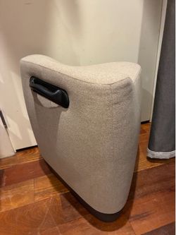 Industrial Commercial Grade Pouf