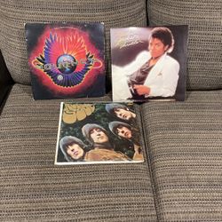 3 Lp Vinyls Journey. Michael Jackson Thriller. Rubber Soul.