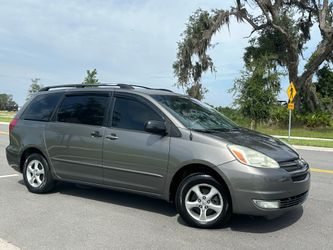 2005 Toyota Sienna