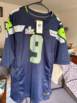 New Kenneth Walker III Seahawks jersey