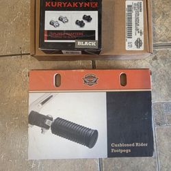 Harley  Davidson  Foot Pegs W/ Attaching Hardware.  Out Of The Box 