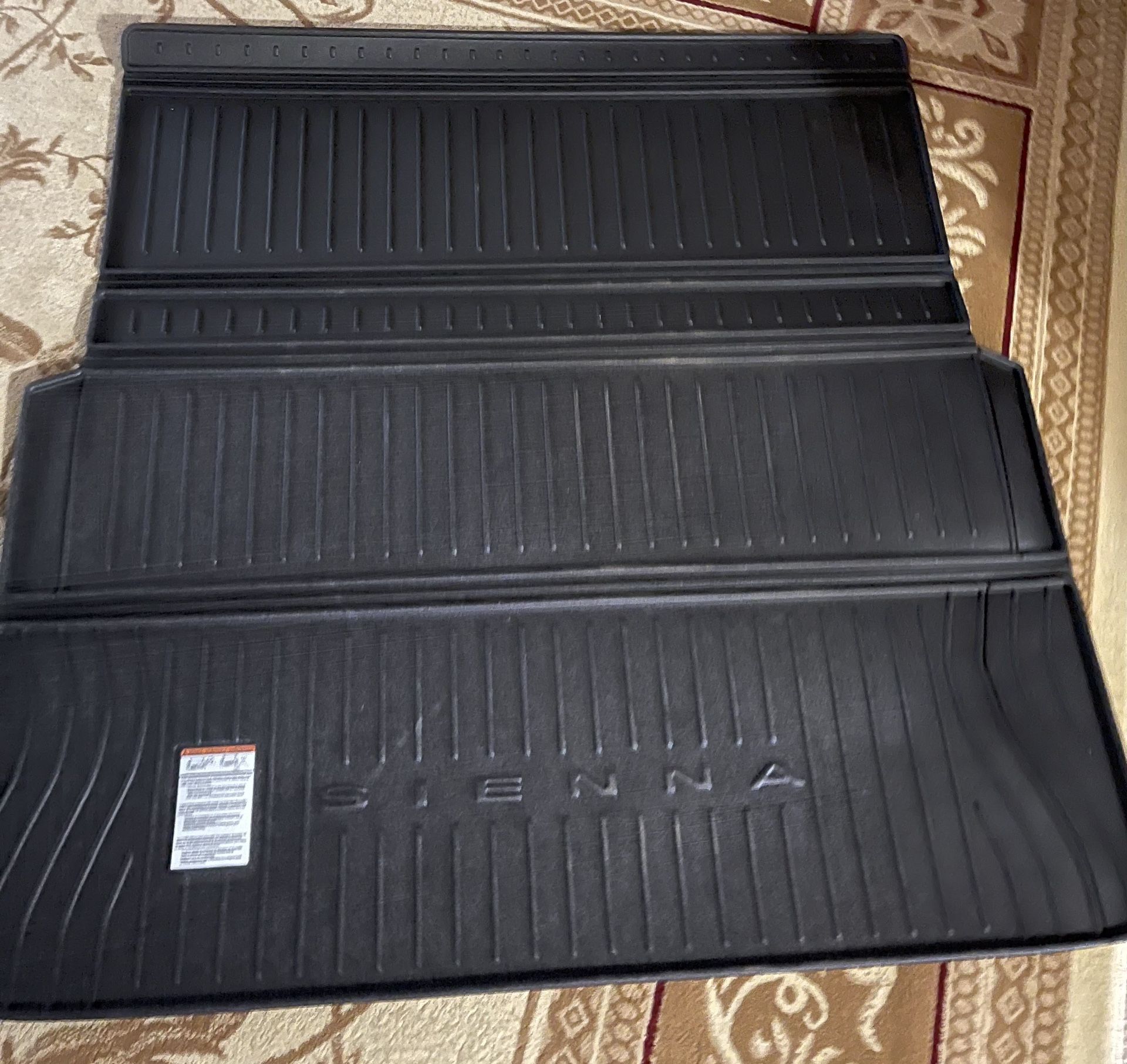 TOYOTA Sienna CARGO LINER Floor Mats 2021-22