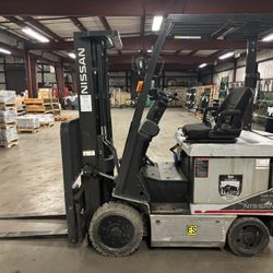 Nissan 50 Electric Forklift