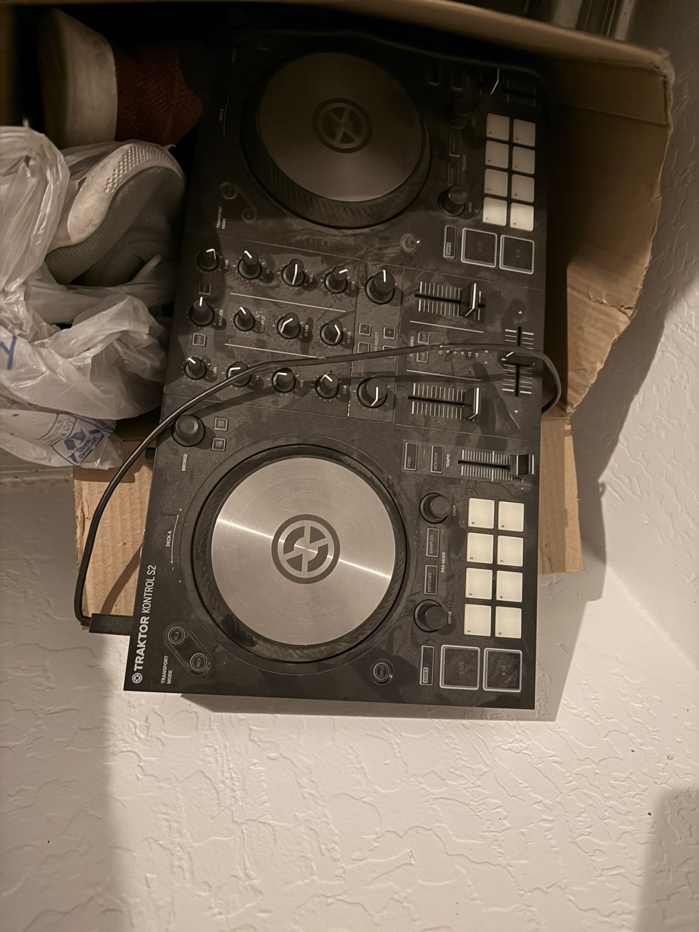 traktor kontrol s2