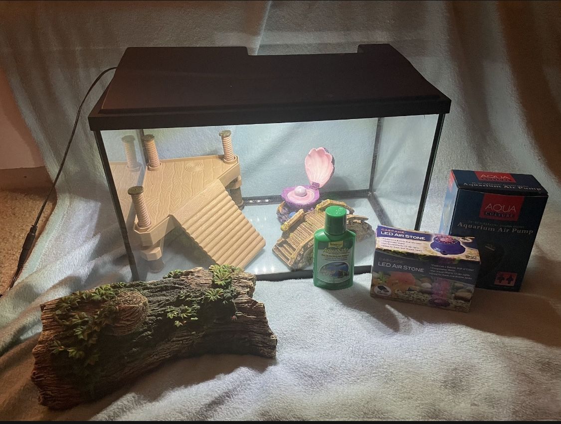 10 Gallon Fish Tank For 35$ But Without The accessories It’s 25$