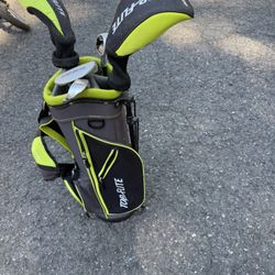 Top-Flite Junior Left-Handed Golf Club Set w/ Stand Bag