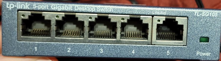 Gigabyte 5 Port Switch