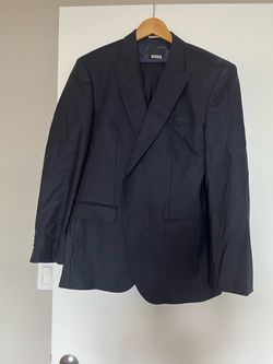 Hugo Boss 3 piece suit navy blue