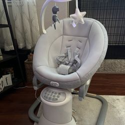 Smoothe My Way Graco Swing
