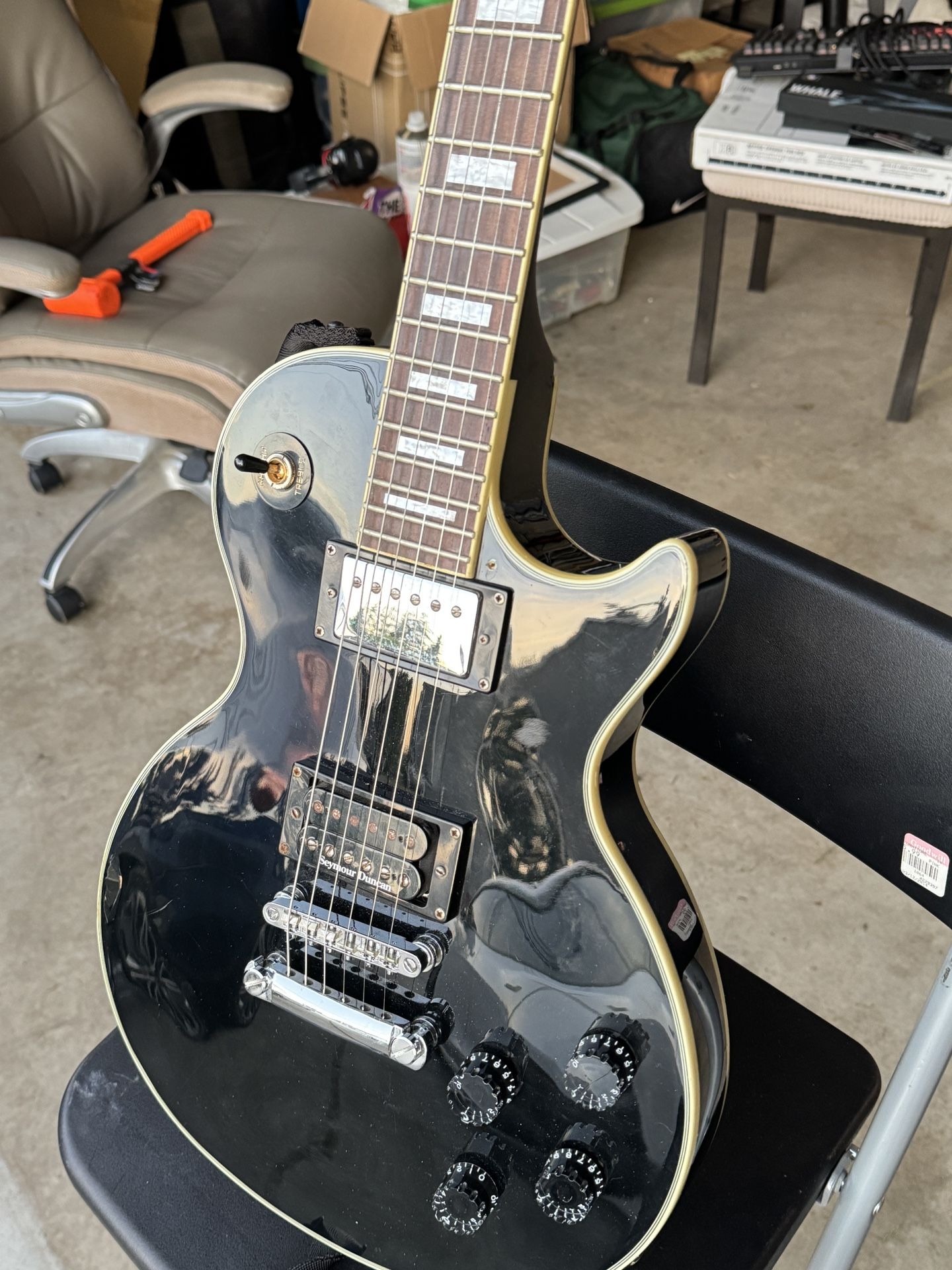 Epiphone Matt Heafy Les Paul Custom (6-String) – Seymour Duncan – w/ Hard Case