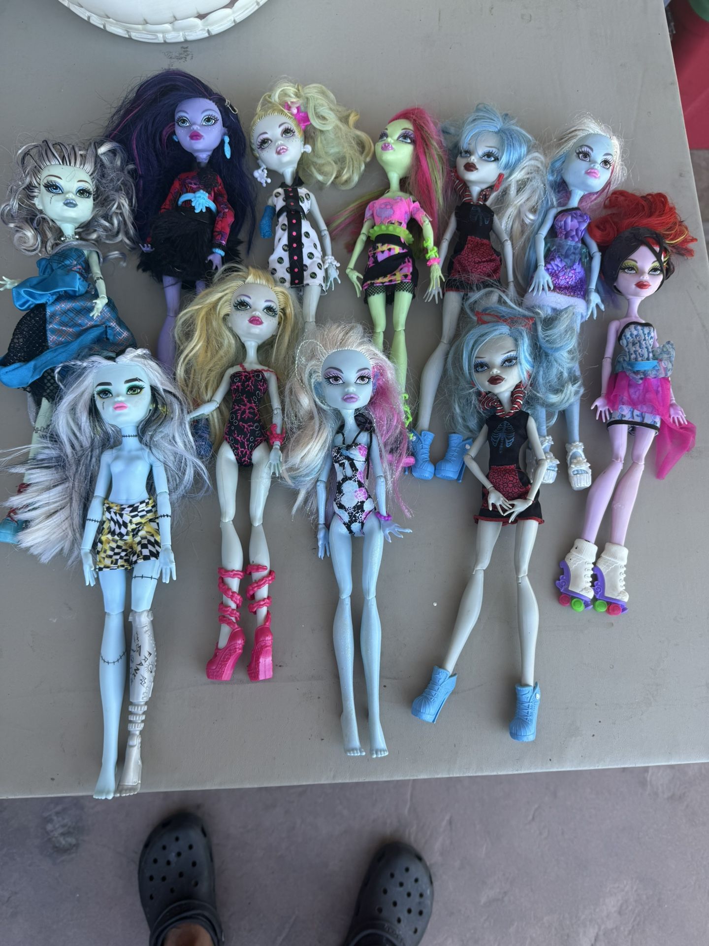 Lot Of 11 Monster High Dolls