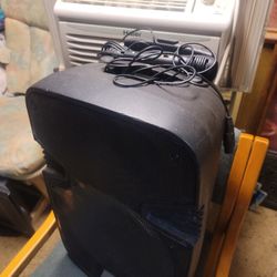 Bluetooth Speaker With A MICRO PHONE 