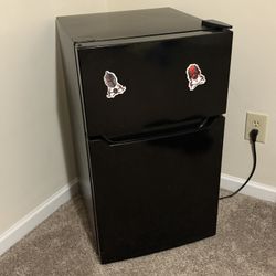 Mini-Fridge