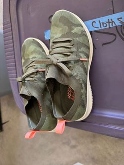 Women’s sketchers