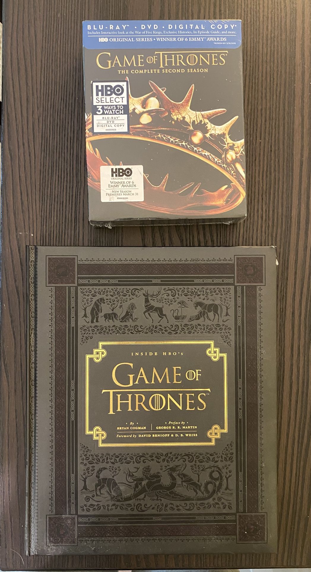 Game Of Thrones Book and Season 2 Set