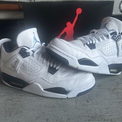 Retro Jordan Columbia 4s