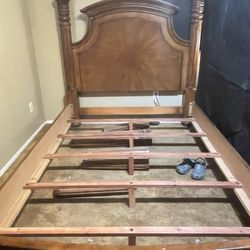 Queen  Bedroom Set 
