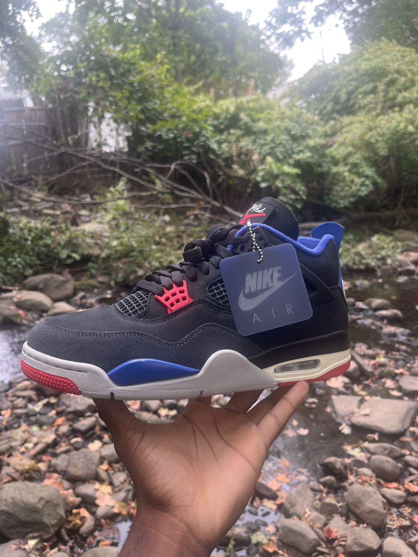 Jordan 4 Rare Air - Size 11