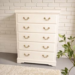 Elegant Cream 5-Drawer Dresser | Antique Gold Hardware 