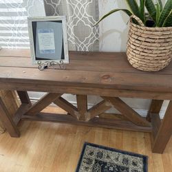 Entry Way Table 