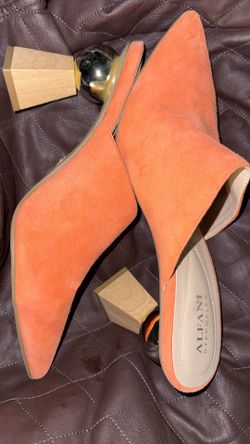 Women’s heel