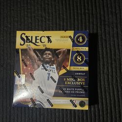 Select Mega Box 2020 