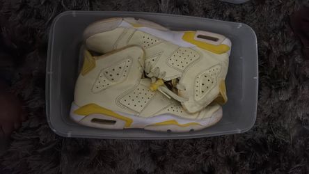 Air Jordan 6 Retro Dynamic Yellow Floral