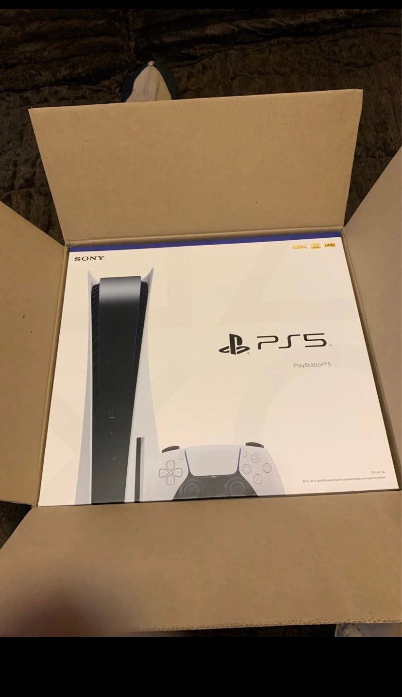 Brand new PS5 Console./disc version