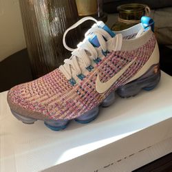 VAPORMAX FLYKNIT 3’ SNEAKERS NIKE Size 6.0 Womens