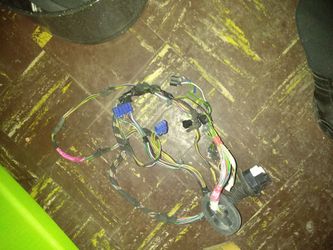 07 Dodge ram 1500 diver side door window & lock connection