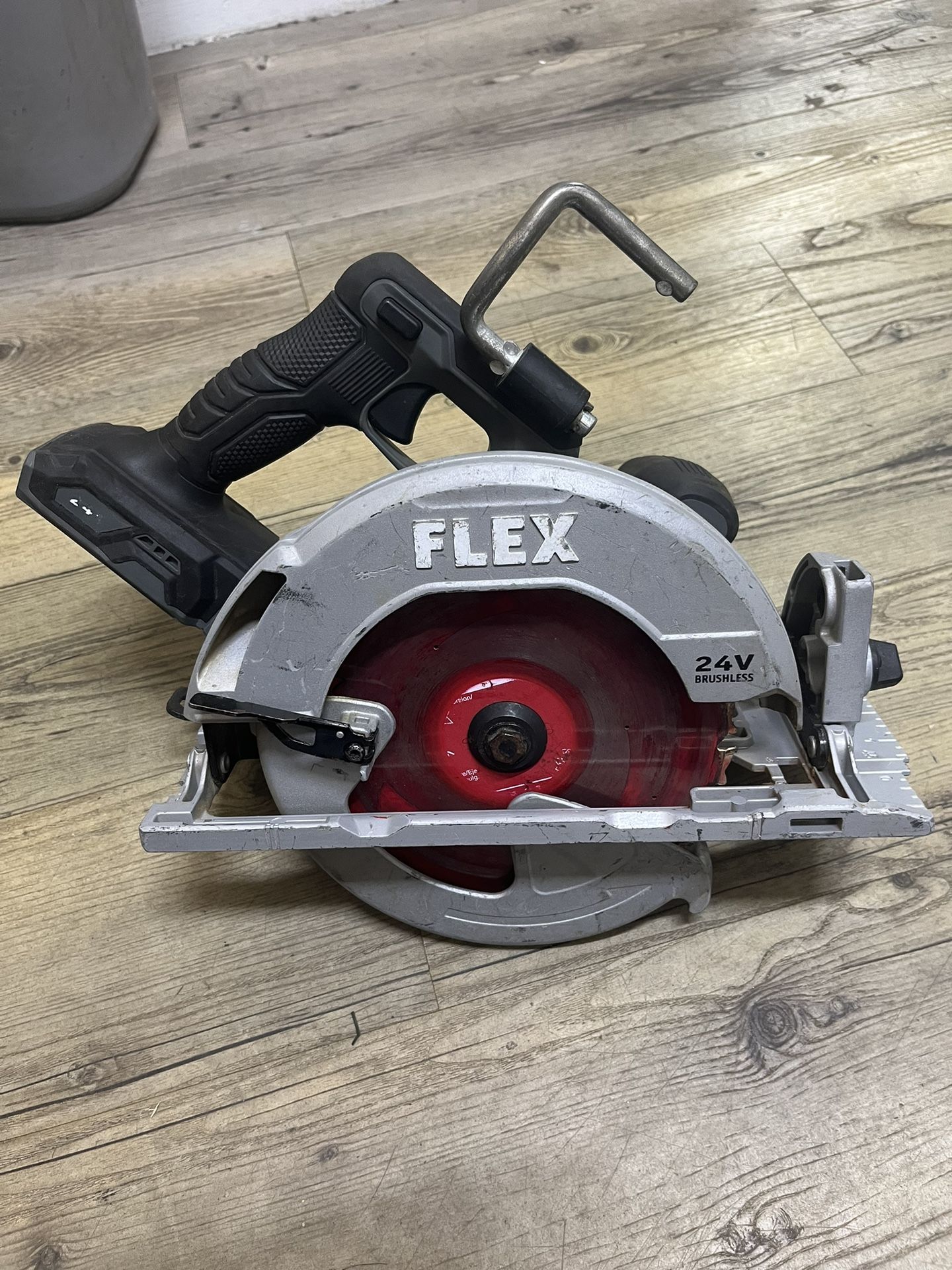 Flex FX2141 Circular Saw w/battery And Charger