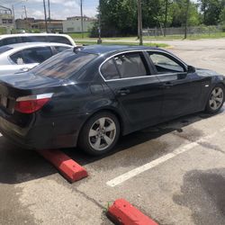 2004 BMW 530i