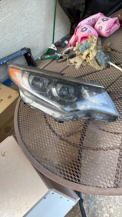 2018 Kia Optima Passengers Headlight