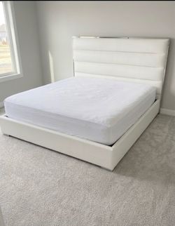 White king size Upholstered Platform Bed Frame