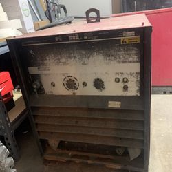 Lincoln RS500 Welder