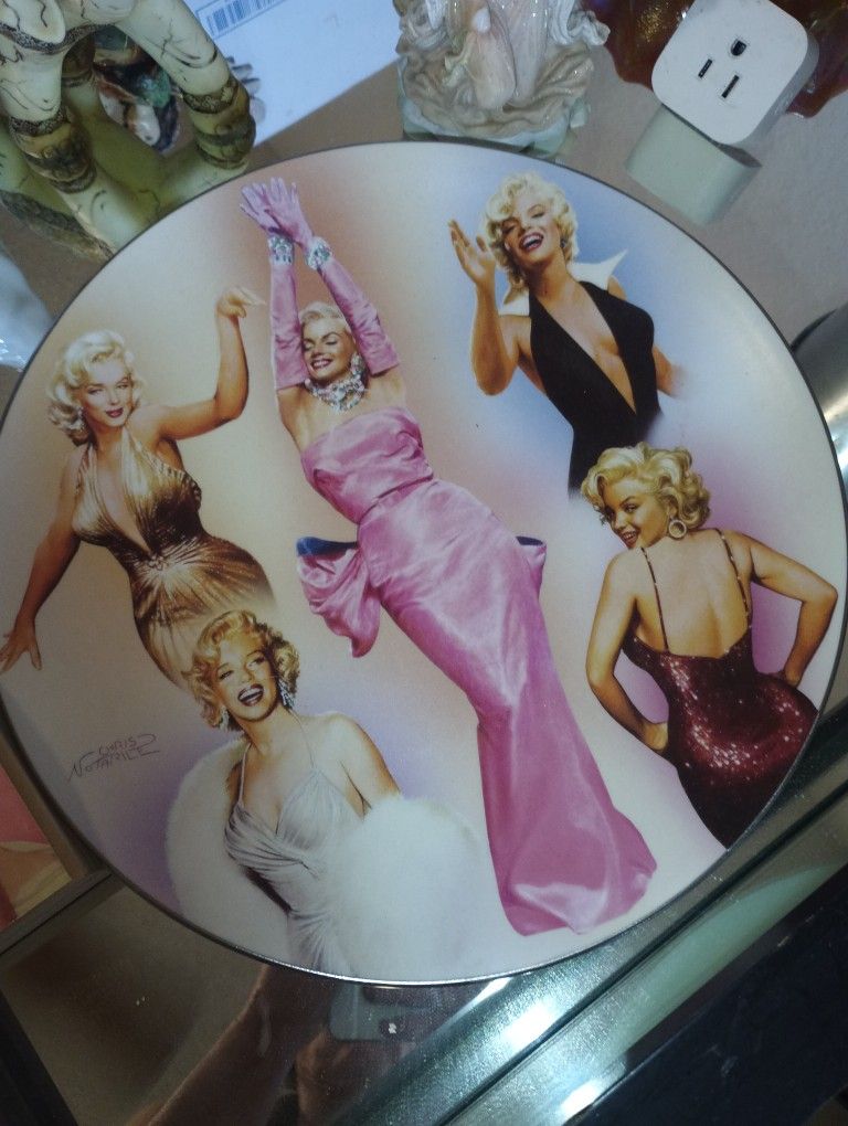 Marilyn Monroe Plate