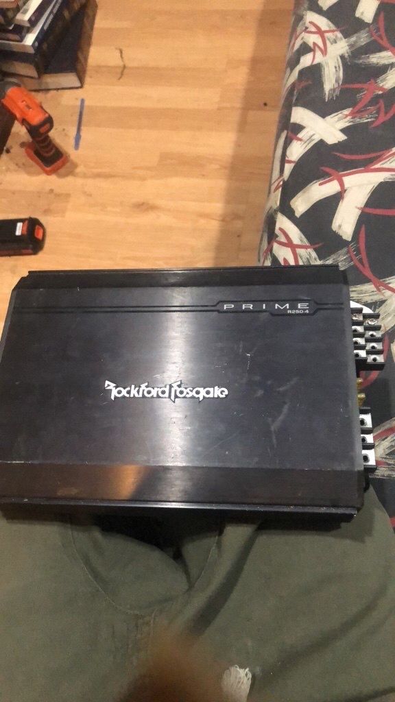 Rockford fosgate amp