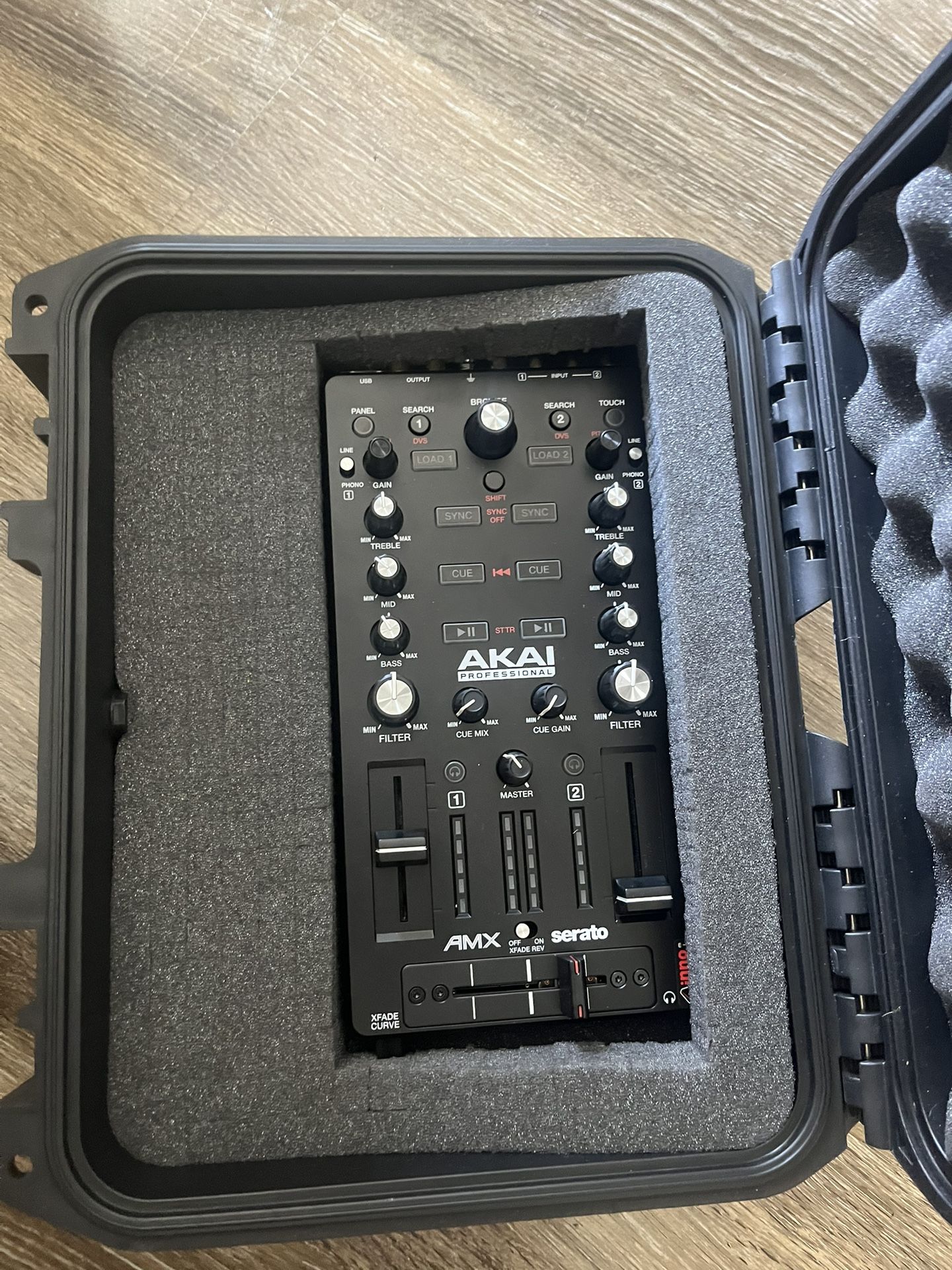 Akai Professional DJ Mixer OBO