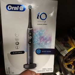 Oral-B io Series 7