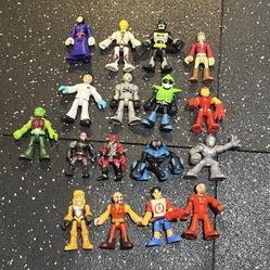 Imaginext lot of 17 figures Marvel Ironman DC Comics Batman Jurassic World