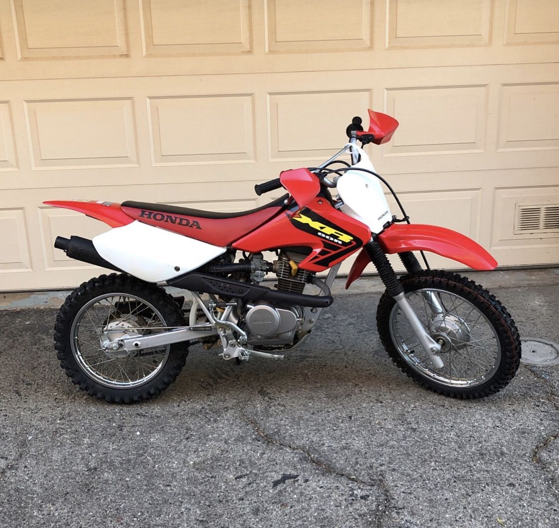Honda 80R Dirt Bike (pink) for Sale in Sylmar, CA