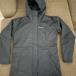 Men’s North Face Ski Jacket (small)