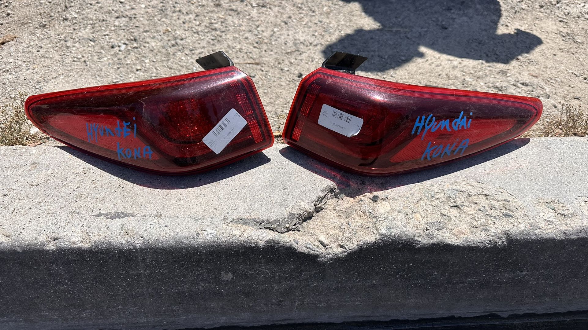 2018-2023 HYUNDAI KONA TAILLIGHTS 👉👉ASK FOR PRICE