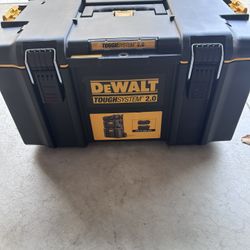 Brand New - DEWALT TOUGHSYSTEM 2.0 22 in. W Modular Tool Box