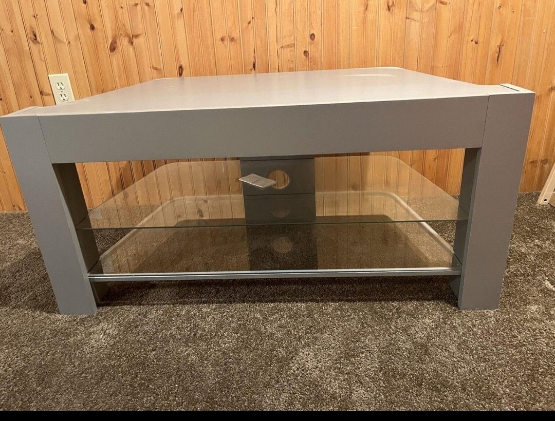 Free TV Stand
