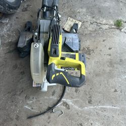 Ryobi Sliding Miter Saw