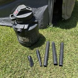 Large Genie, Vacuum Wet, Dry Vacuum Shop Vac Comes With Hose Filter Attachments