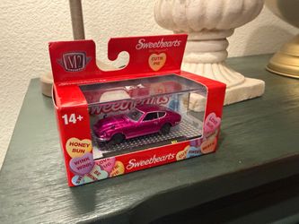 M2 Machines Sweethearts Die-Cast Car